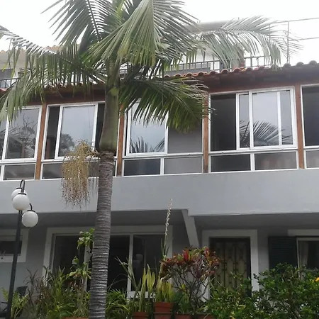 Residencial Melba בית הארחה