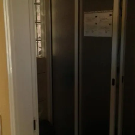 Residencial Melba בית הארחה
