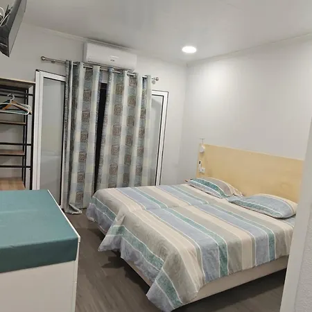 בית הארחה Residencial Melba 2*