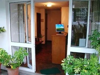 בית הארחה Residencial Melba 2*